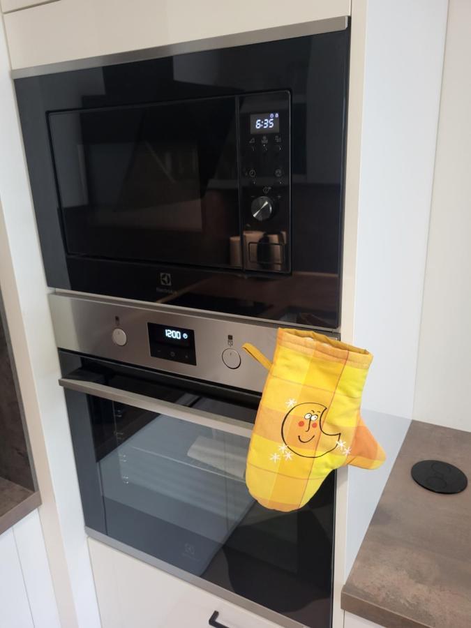 New Apartment In Karlin, Praha 8, Close To Center Luaran gambar